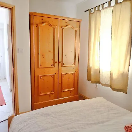 Apartment In Starigrad-paklenica 41710