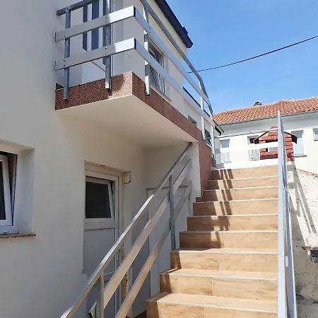 Апартаменты In Starigrad-paklenica 41710 Стариград-Пакленица